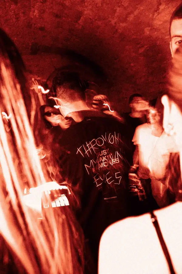 Density - foto 2 (Live)