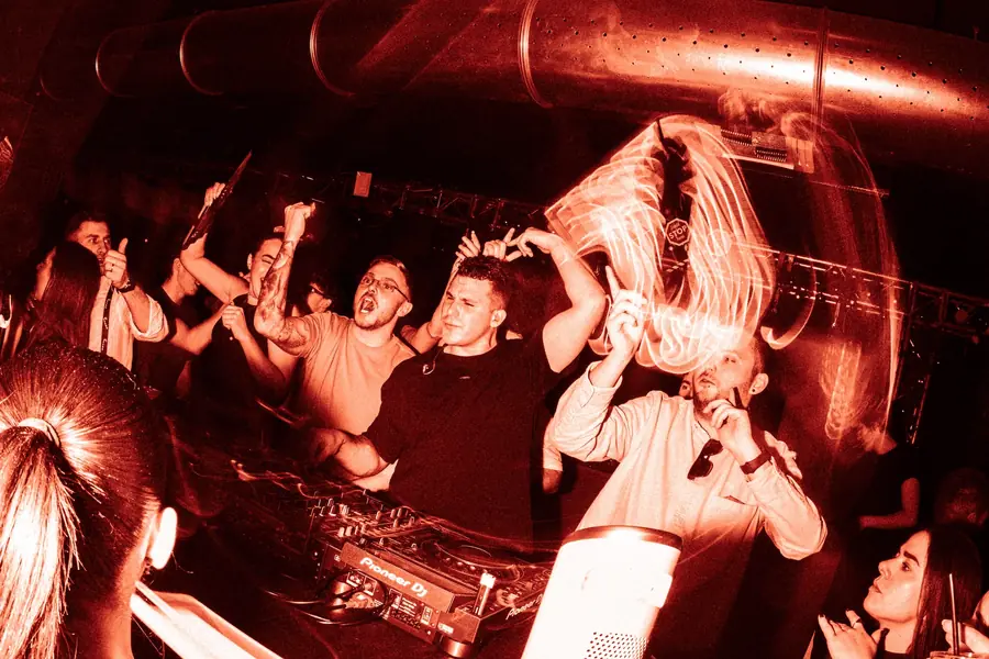 Density - foto 12 (Live)