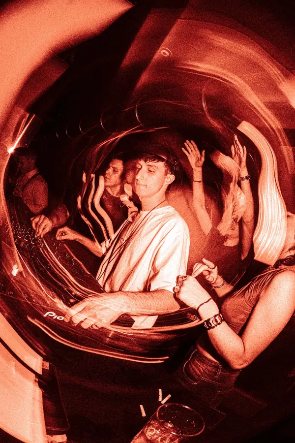 Density - foto 16 (Live)