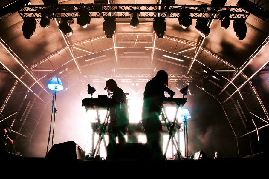 Poplar 24-23 - foto 16 (Live)